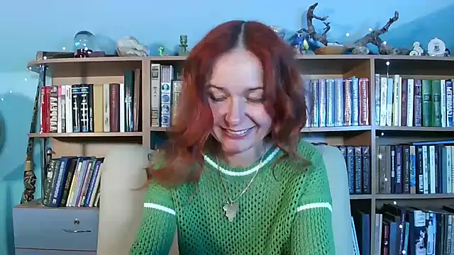 Foxilady357 online show from April 2026 01:59:02 PM