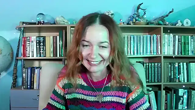 Snapshot of Foxilady357 chatting on December 2025 04:38:01 PM Foxilady357 online show from December 2025 04:38:01 PM