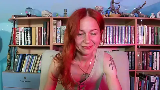 Foxilady357 online show from June 2026 01:56:02 PM