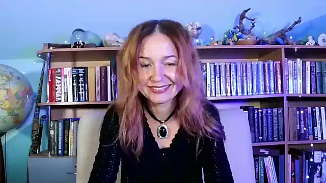 Snapshot of Foxilady357 chatting on October 2025 03:19:02 PM Foxilady357 online show from October 2025 03:19:02 PM