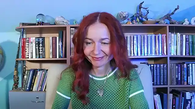 Foxilady357 online show from April 2026 01:26:01 PM