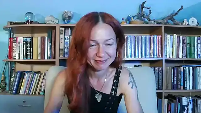 Foxilady357 online show from July 2026 01:59:01 PM