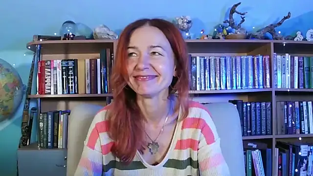 Snapshot of Foxilady357 chatting on November 2025 01:50:02 PM Foxilady357 online show from November 2025 01:50:02 PM