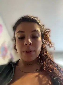 haally-mll online show from April 2026 07:40:02 PM