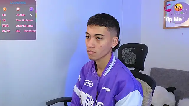yulian vasquez online show from September 2025 12:22:01 PM