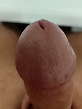 Lukimann online show from October 2025 04:10:02 PM