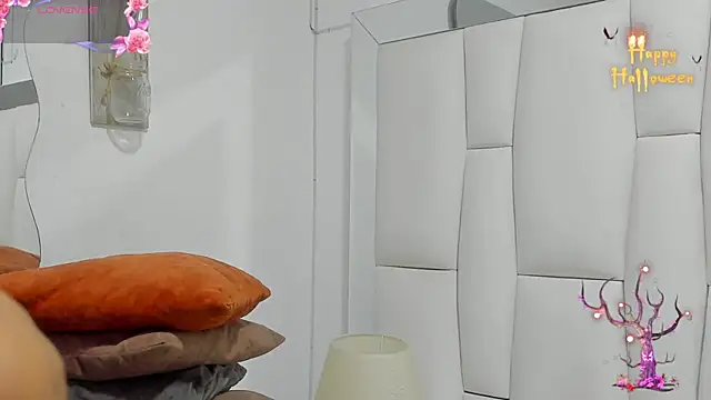 LoganTwink18 online show from October 2025 10:14:02 AM