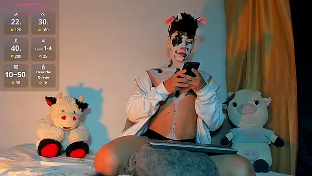 LoganTwink18 online show from October 2025 10:32:02 PM