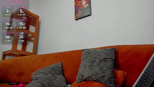 LoganTwink18 online show from October 2025 12:50:02 PM