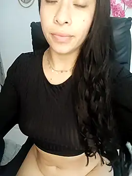 Valenn fernandez online show from July 2026 08:49:02 PM