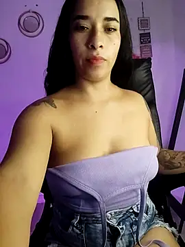 Valenn fernandez online show from July 2026 10:20:02 PM