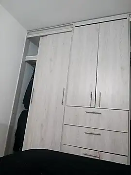 Valenn fernandez online show from March 2026 11:07:02 PM