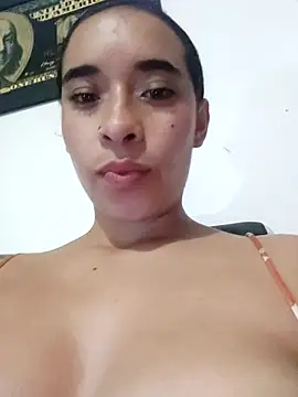 Valenn fernandez online show from May 2026 02:58:01 AM