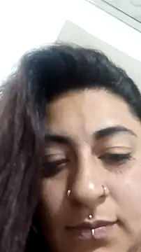 Snapshot of YiingandYang chatting on February 2026 07:13:01 PM YiingandYang online show from February 2026 07:13:01 PM