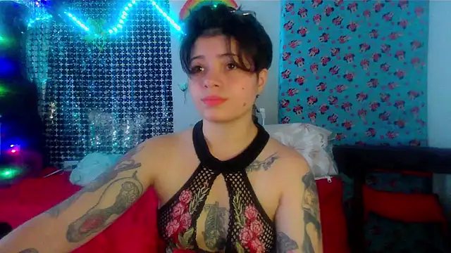 Snapshot of Mitsuha_gate chatting on November 2025 02:43:02 PM Mitsuha gate online show from November 2025 02:43:02 PM