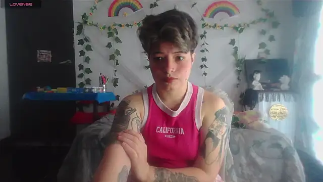 Snapshot of Mitsuha_gate chatting on April 2026 04:02:02 PM Mitsuha gate online show from April 2026 04:02:02 PM