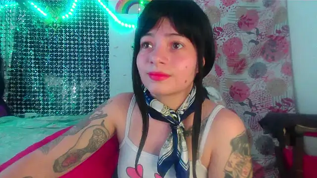 Snapshot of Mitsuha_gate chatting on November 2025 02:43:02 PM Mitsuha gate online show from November 2025 02:43:02 PM