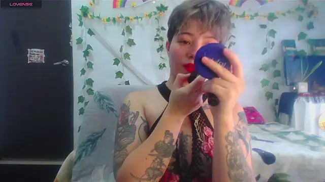 Snapshot of Mitsuha_gate chatting on January 2026 04:32:01 PM Mitsuha gate online show from January 2026 04:32:01 PM