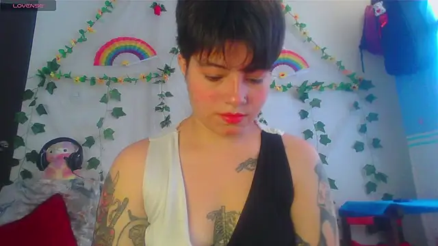 Snapshot of Mitsuha_gate chatting on December 2025 02:32:02 PM Mitsuha gate online show from December 2025 02:32:02 PM