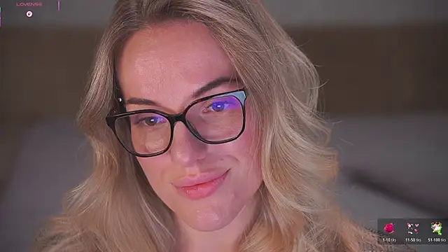 Vanille Mystery online show from April 2026 10:49:02 PM