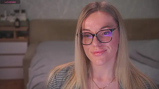 Vanille Mystery online show from March 2026 10:19:01 PM