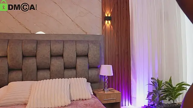 More Hott online show from February 2026 07:10:02 PM