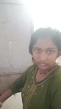 Guriya0076 online show from May 2026 12:45:01 PM