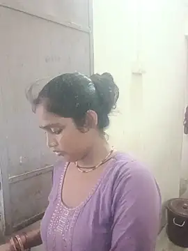 Guriya0076 online show from June 2026 12:16:02 PM