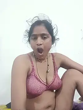 Guriya0076 online show from June 2026 11:31:02 PM