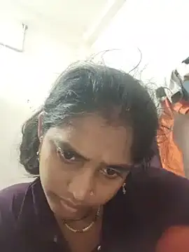 Guriya0076 online show from July 2026 10:32:02 PM