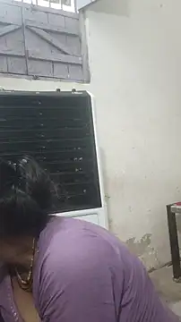 Guriya0076 online show from July 2026 01:14:01 AM