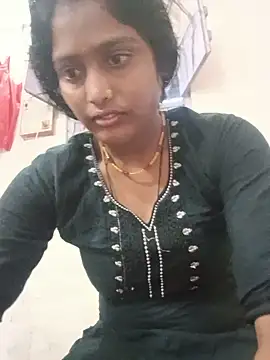 Guriya0076 online show from May 2026 11:47:02 PM