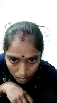 Guriya0076 online show from November 2025 12:50:02 PM