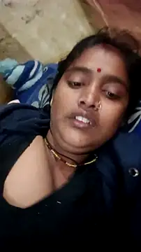 Guriya0076 online show from February 2026 10:15:02 PM