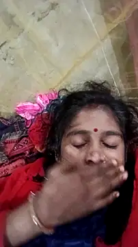 Guriya0076 online show from December 2025 07:17:01 PM