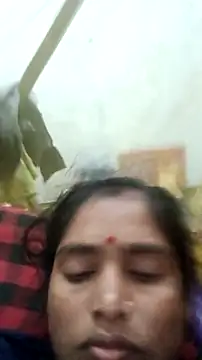 Guriya0076 online show from November 2025 05:24:01 PM