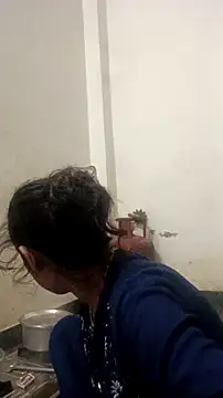 Guriya0076 online show from November 2025 03:21:02 AM