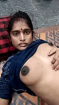 Snapshot of Guriya0076 chatting on October 2025 09:37:01 PM Guriya0076 online show from October 2025 09:37:01 PM