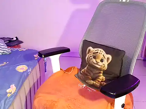 Snapshot of Haseen_Dilruba chatting on March 2026 06:15:02 PM Haseen Dilruba online show from March 2026 06:15:02 PM