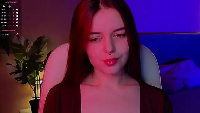 BellaDevile  online show from October 2025 07:43:02 AM
