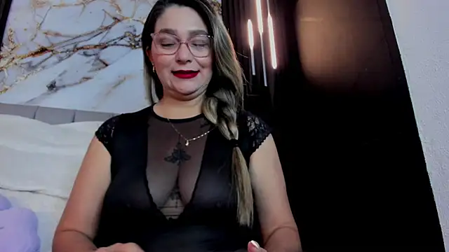 MelanyVegas online show from February 2026 10:14:02 AM