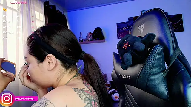 Nicorobinn online show from April 2026 09:44:01 PM