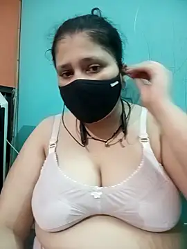 Kaja1919 online show from September 2025 08:41:01 PM