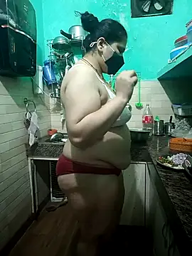 Kaja1919 online show from October 2025 05:14:02 PM