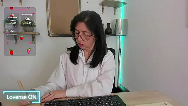 SabinaDeluxe cg online show from October 2025 01:23:01 PM