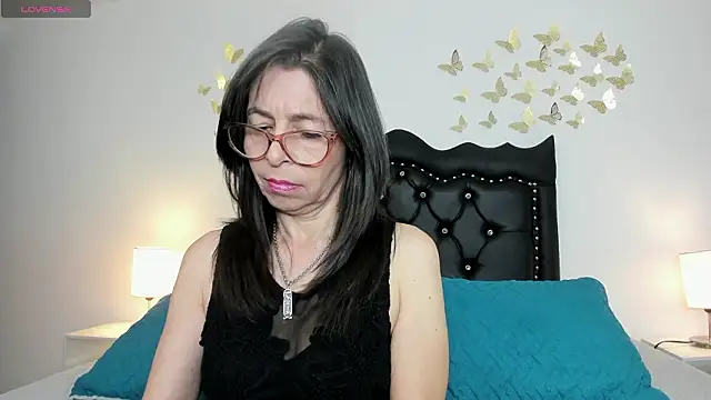 SabinaDeluxe cg online show from March 2026 01:18:01 PM