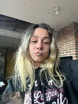 blond-96 online show from November 2025 09:40:02 PM