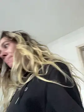 blond-96 online show from December 2025 10:03:02 AM