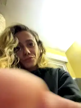 Snapshot of blond-96 chatting on October 2025 08:59:01 AM blond-96 online show from October 2025 08:59:01 AM