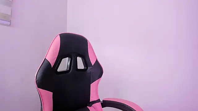 Arianna Jannes online show from February 2026 05:15:02 PM